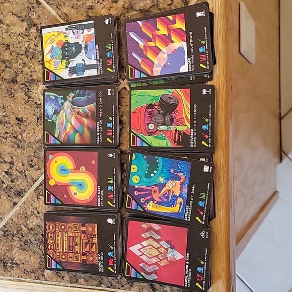 Dropmix System, 60 original cards plus 60 add on cards - Picture 4 of 4